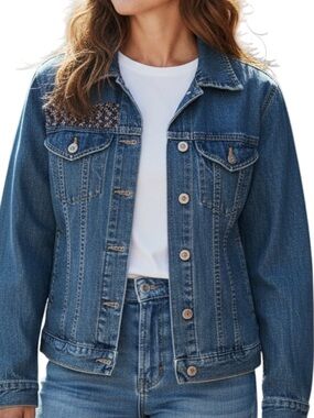 Eddie Bauer Vintage Beaded Denim Jacket XS Western Boho Jean Jacket Canada